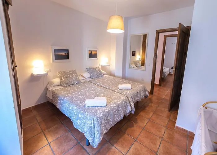 Casa Con Parking A 500m Del Tajo De *